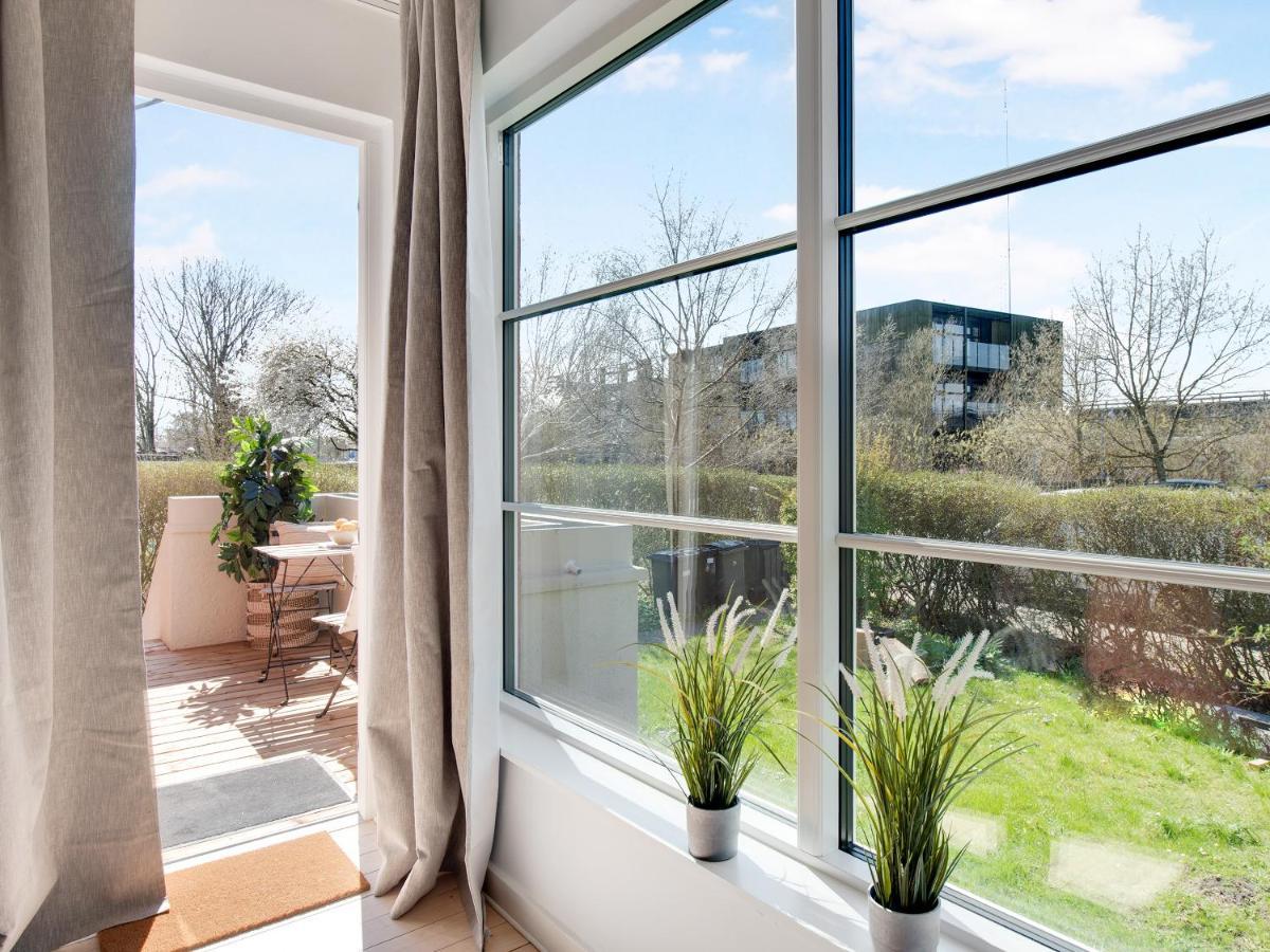 Sanders Charm - Endearing Two-Bedroom Apartment With Shared Garden Copenhagen Exterior photo
